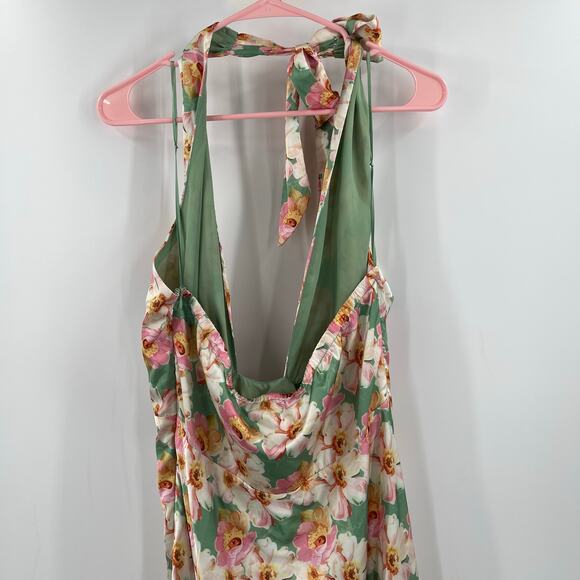 ASTR THE LABEL Giova Dress Size Large Maxi Wedding Cocktail Evening Floral Satin - Picture 10 of 15